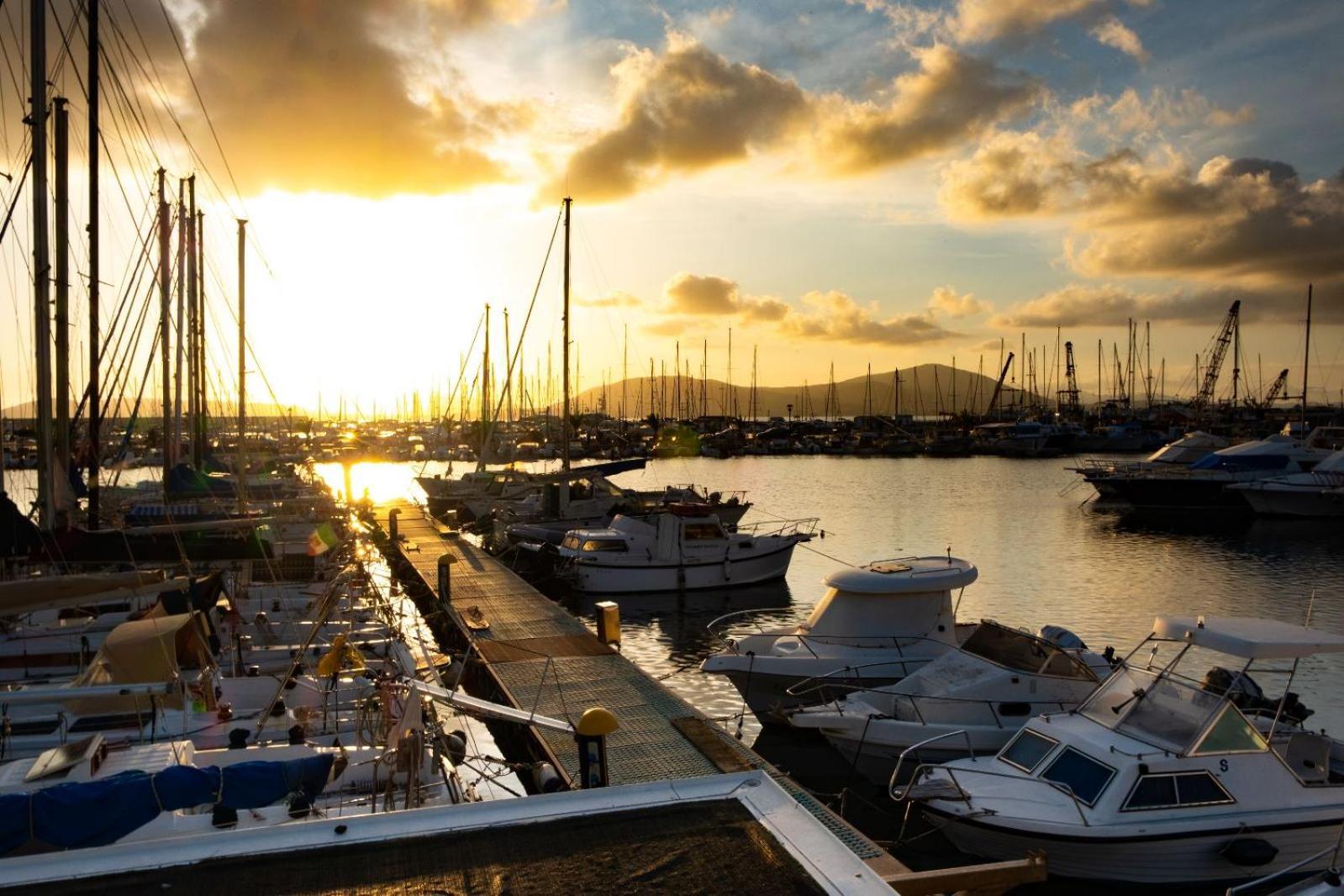Houseboat Sardinia Hotel Alghero Buitenkant foto